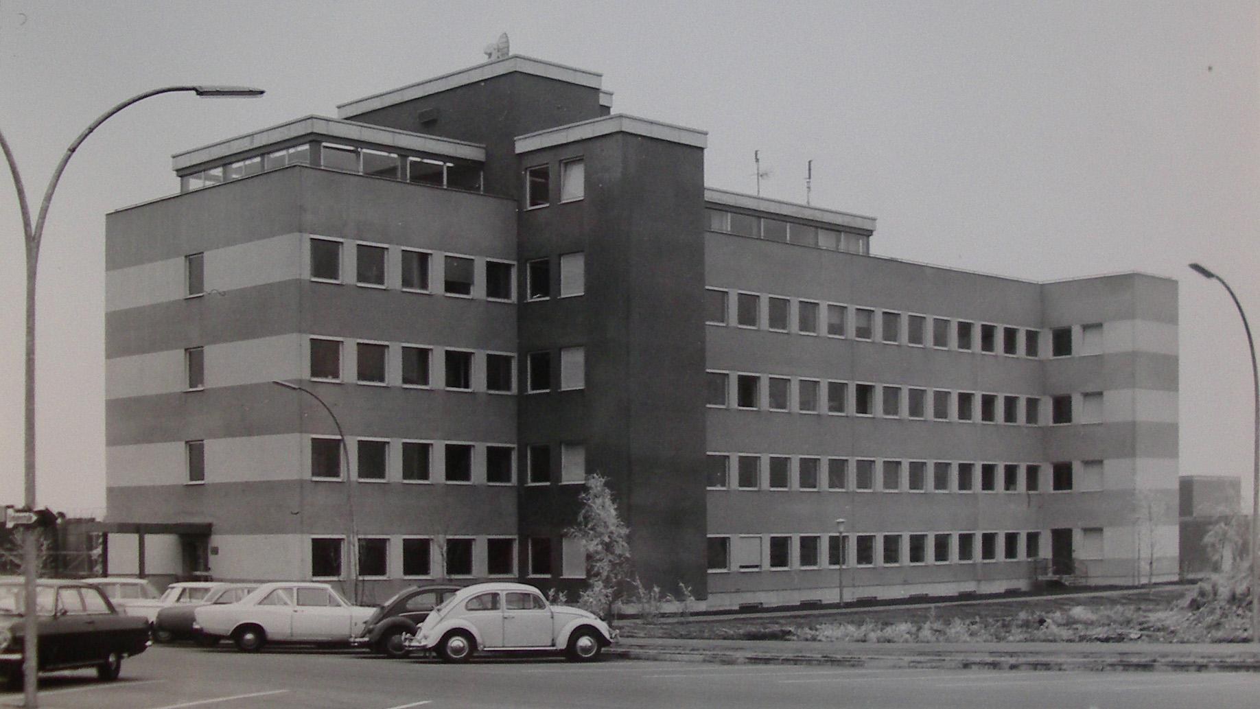 1968 Das neue Gebäude des Instituts für Physik der Atmosphäre