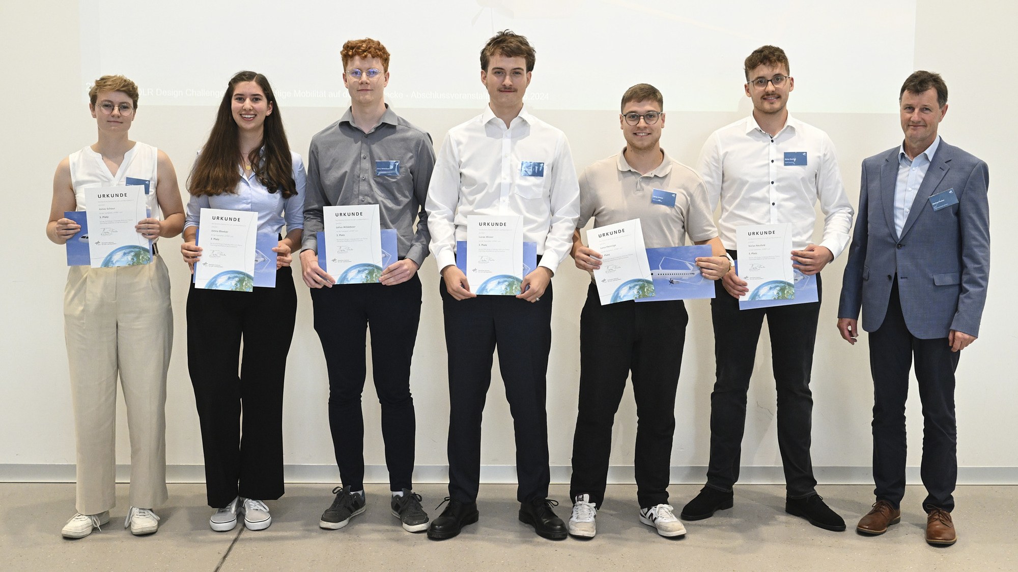 Team der DHBW Ravensburg, ihr Konzept HYPER belegt 3. Platz bei der DLR Design Challenge 2024