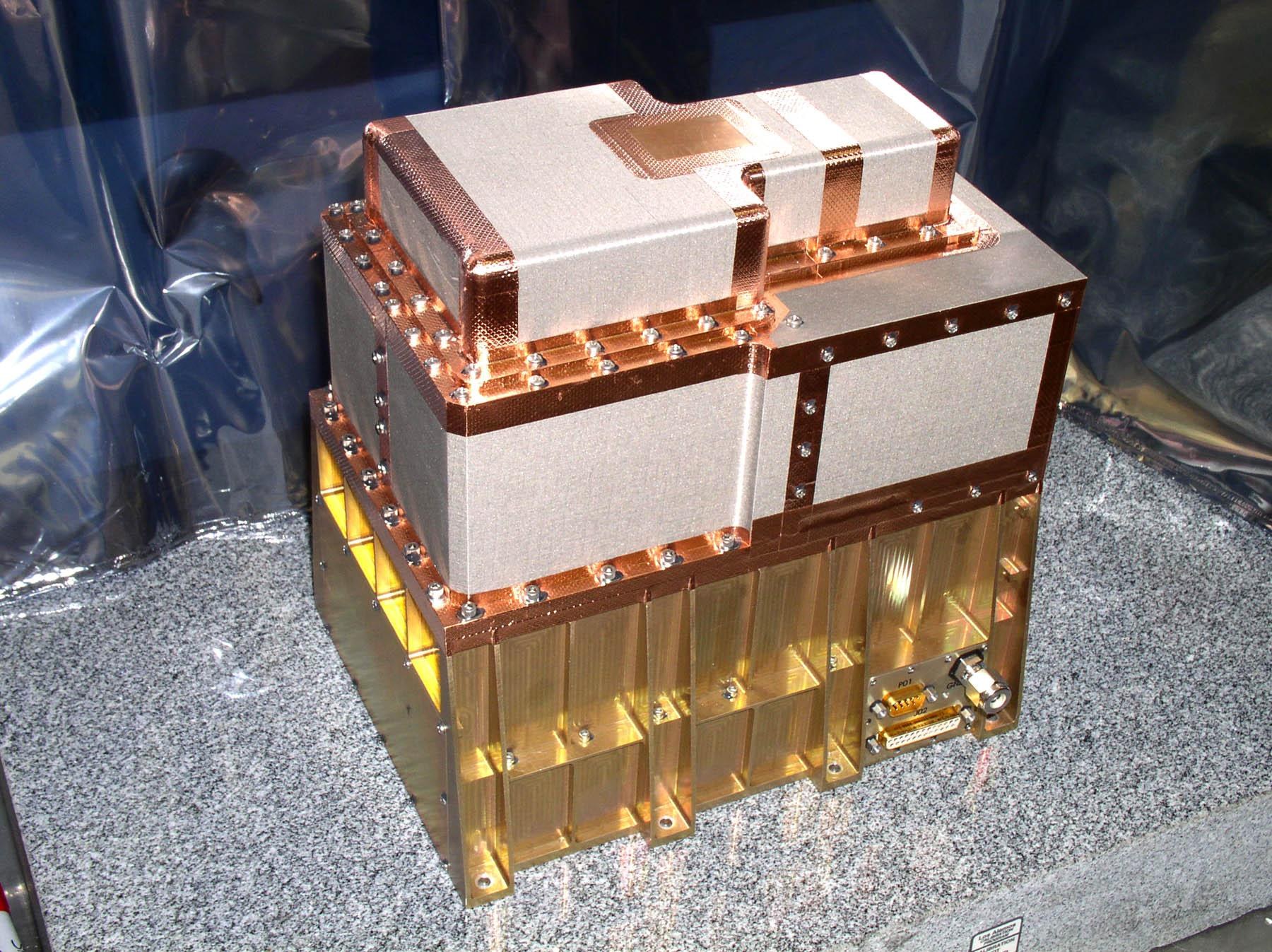 Der Gammastrahlen- und Neutronendetektor GRaND (Gamma Ray and Neutron Detector)
