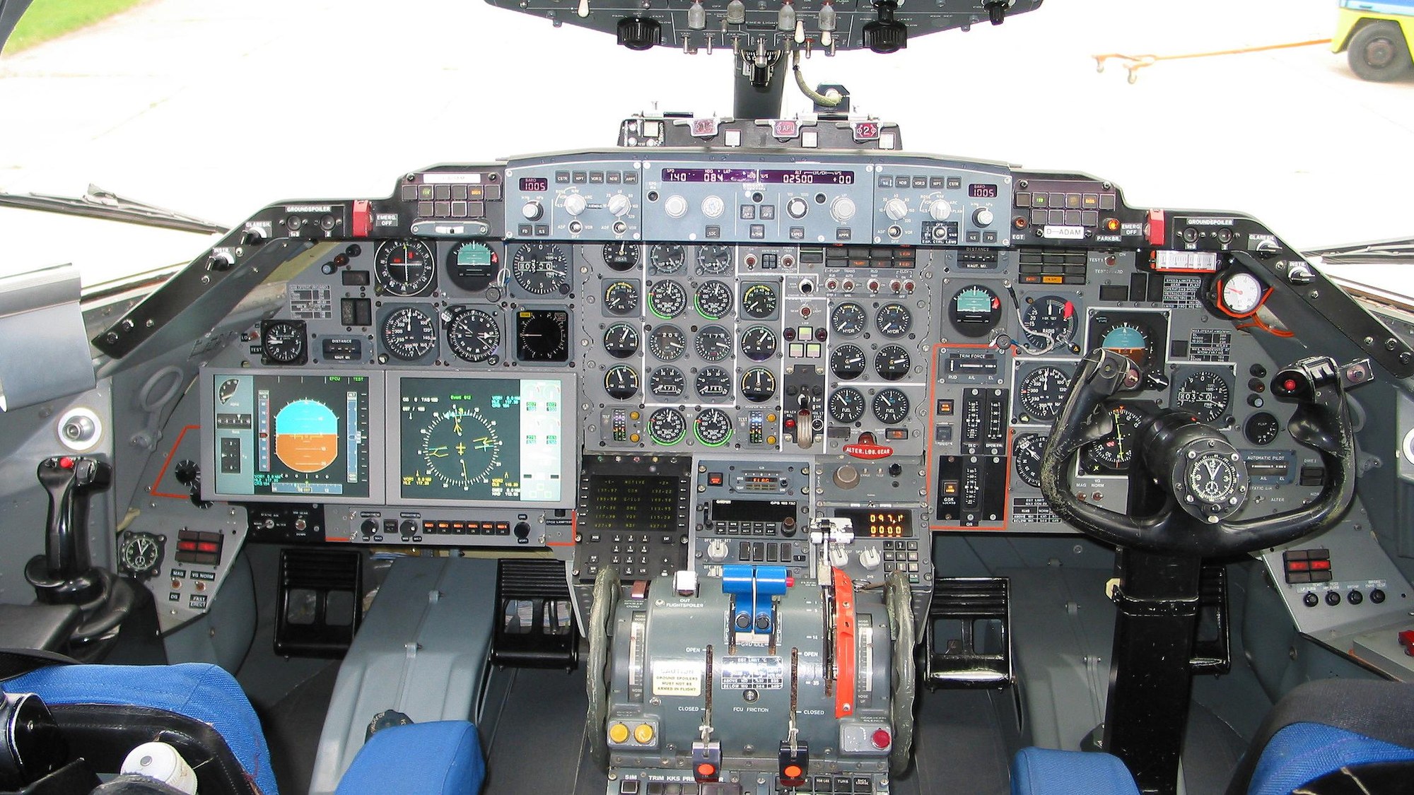 ATTAS-Cockpit nach der Aufrüstung im Jahr 2003