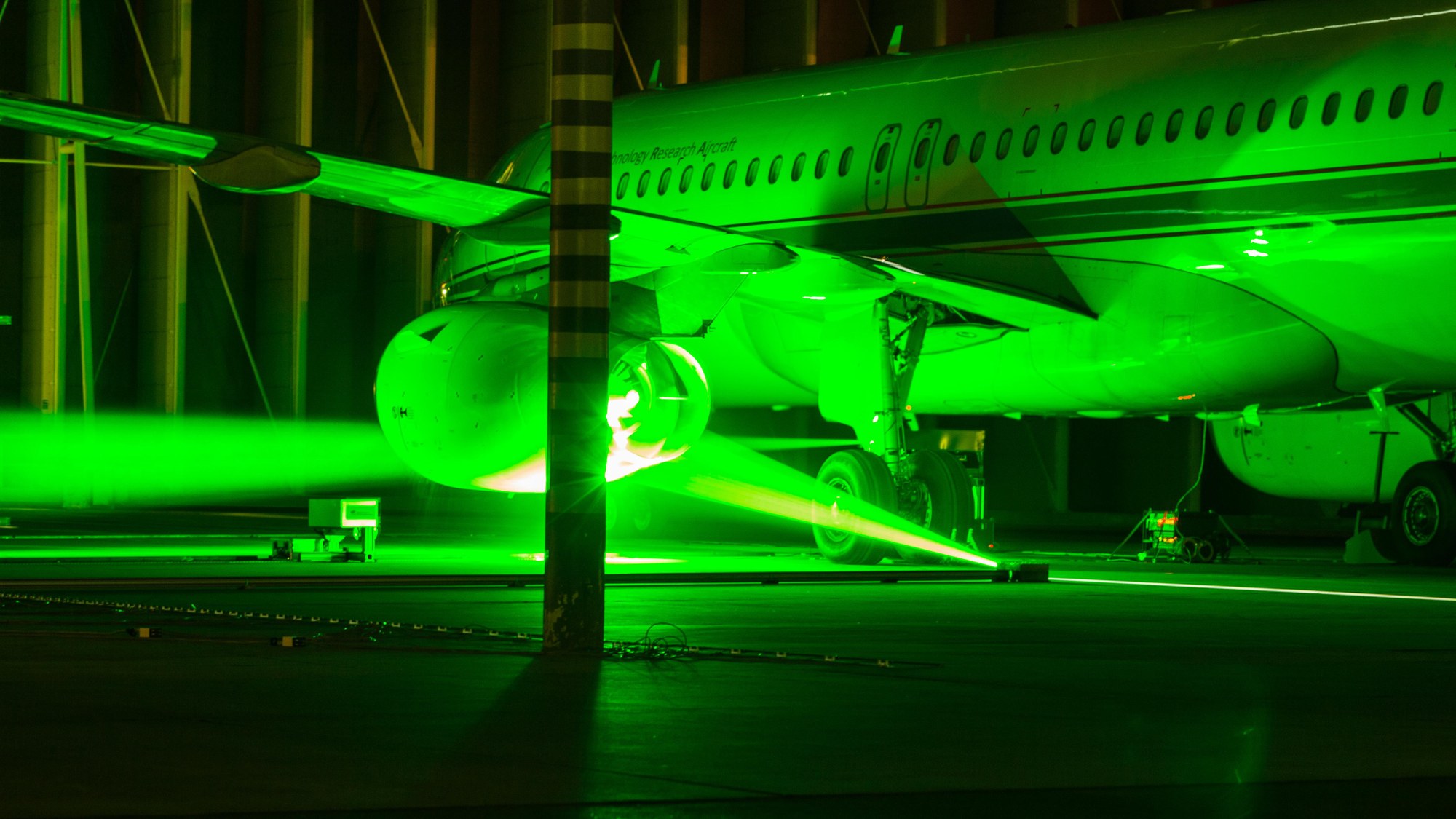 Lasermessungen am Triebwerk des DLR-Forschungsflugzeugs ATRA
