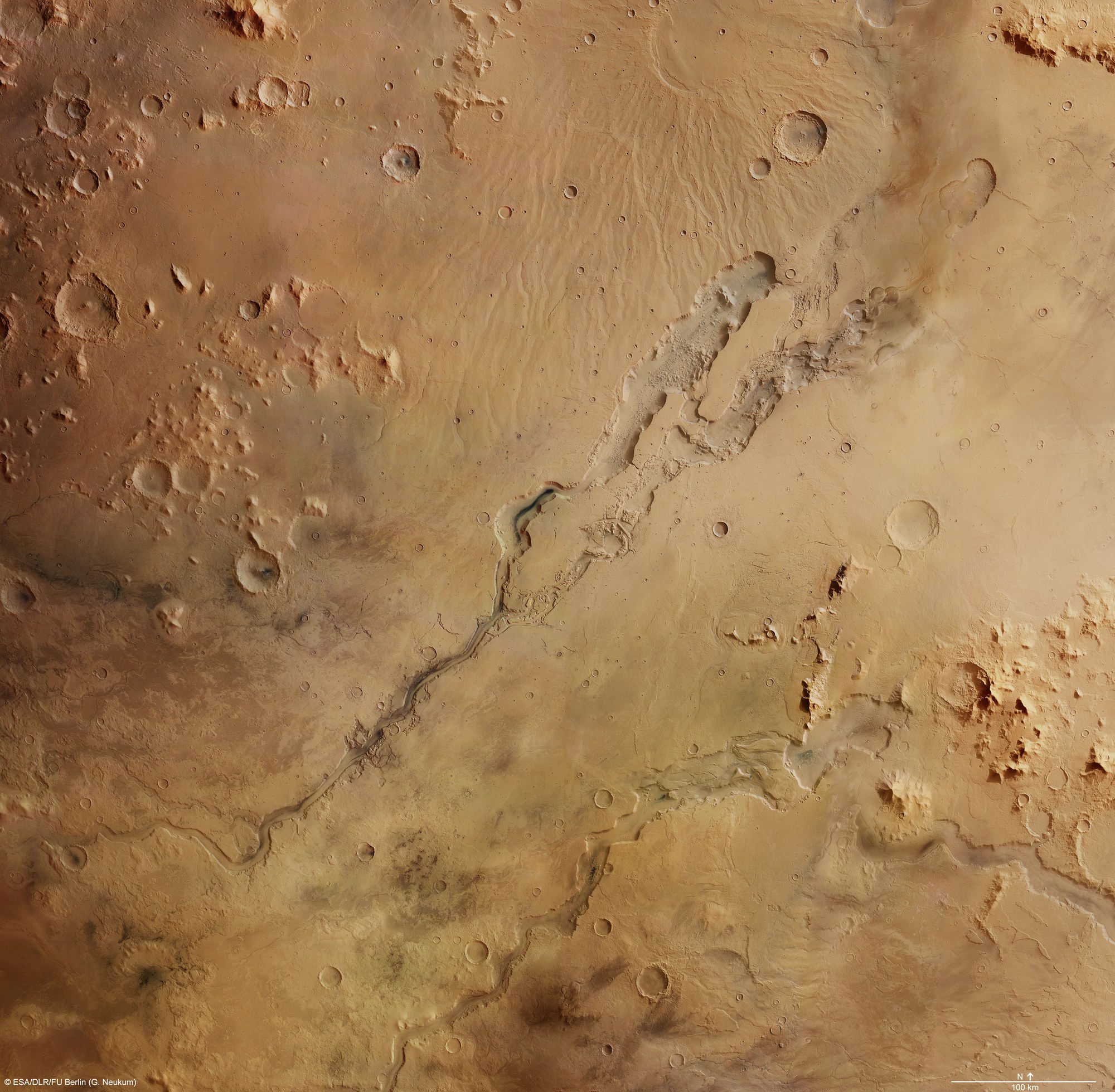 Senkrechte Draufsicht auf Dao und Niger Valles