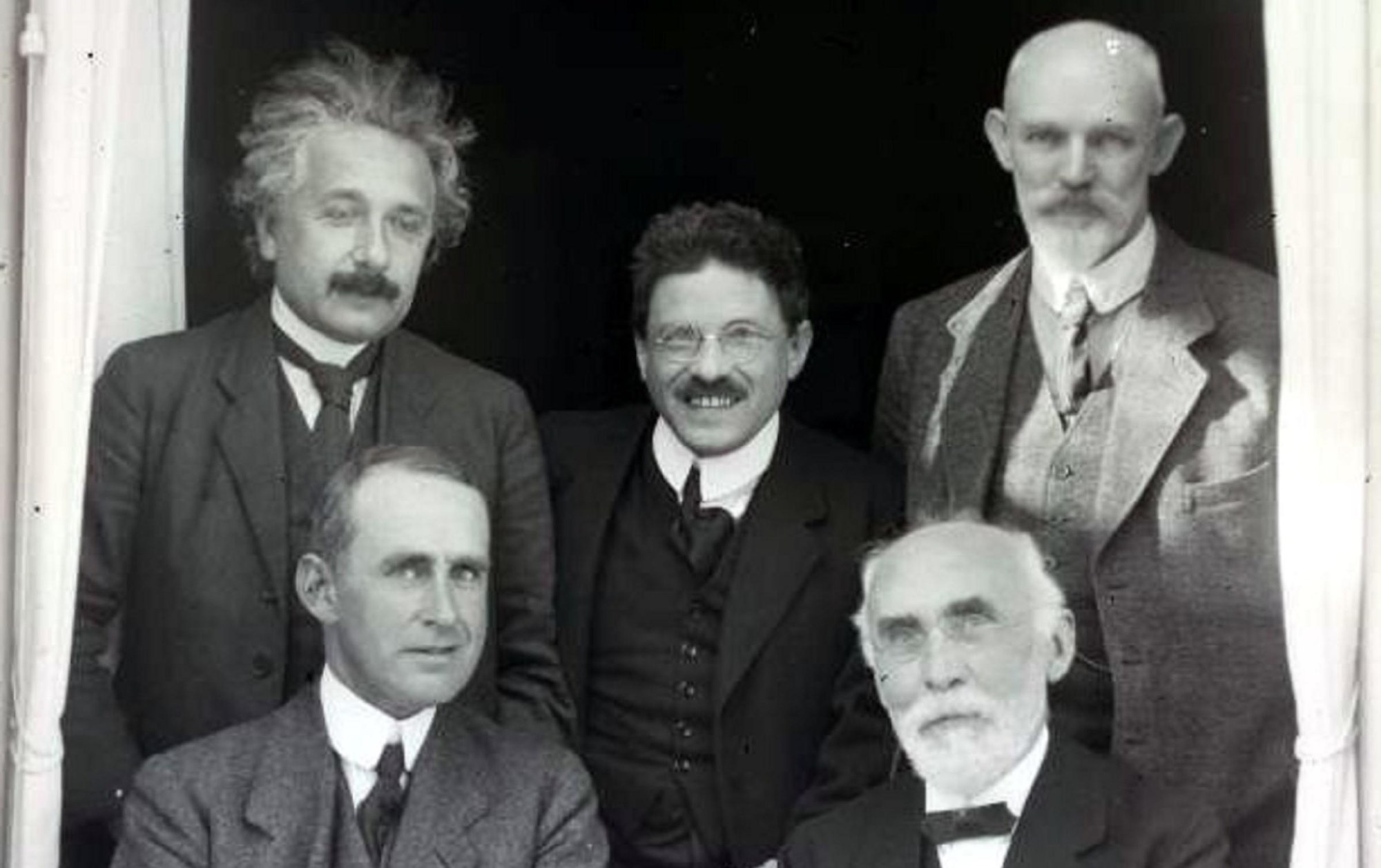 Albert Einstein und Kollegen