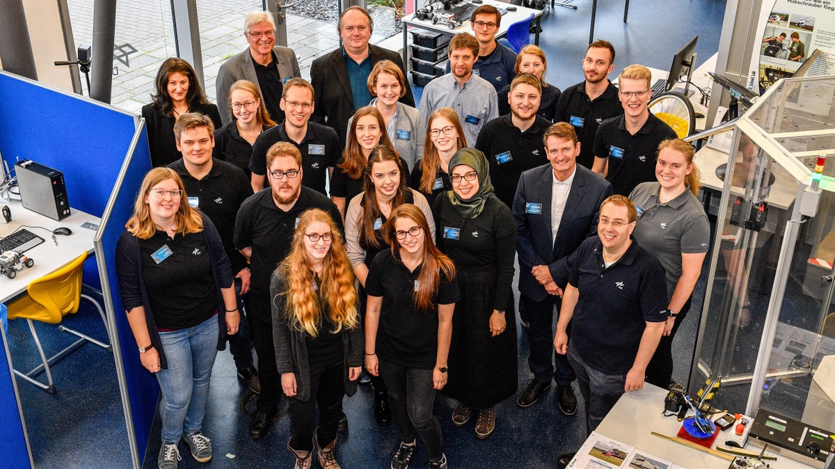 DLR – Das Team Des DLR_School_Labs Braunschweig