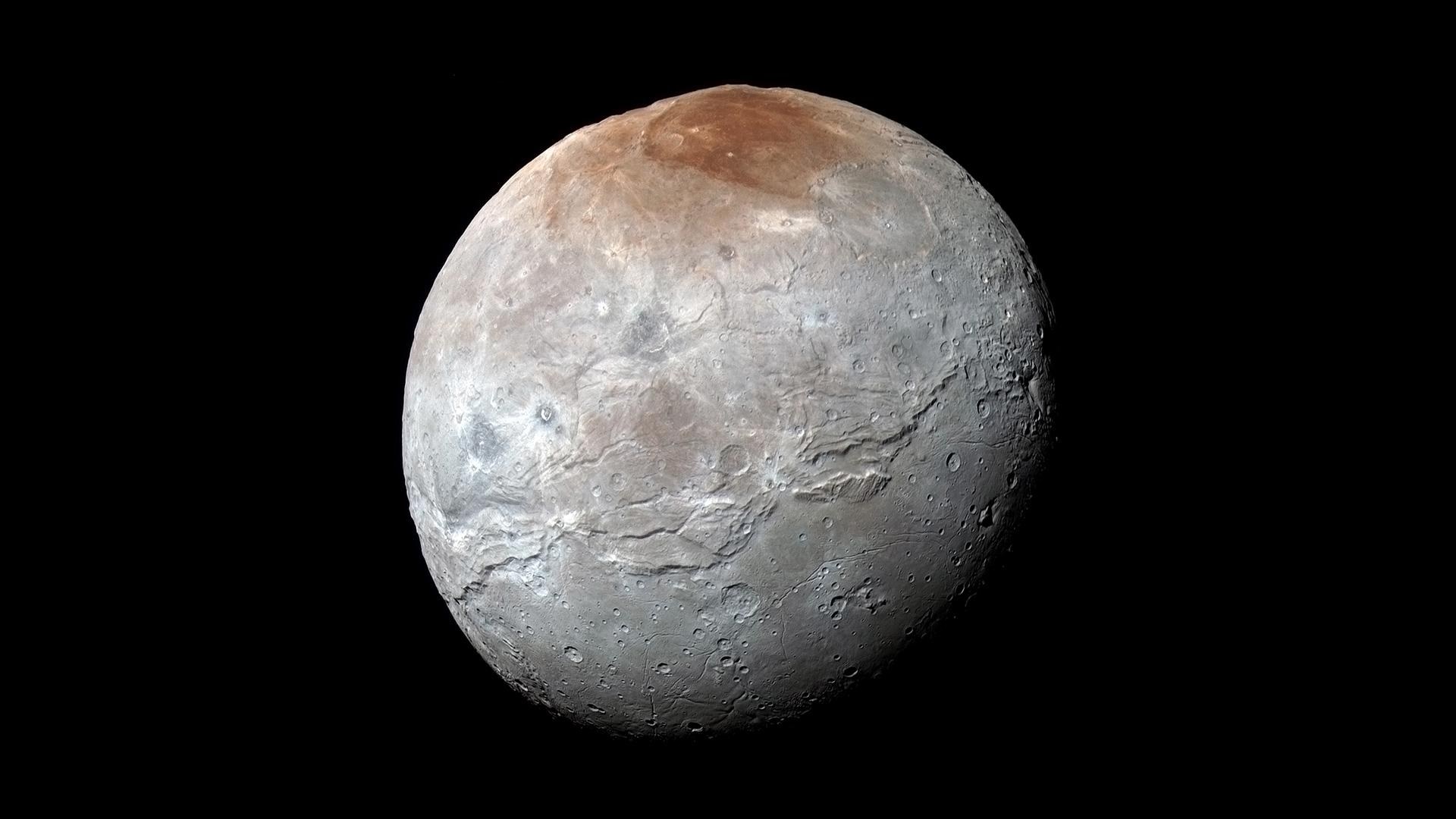 Charon, Plutos größter Mond