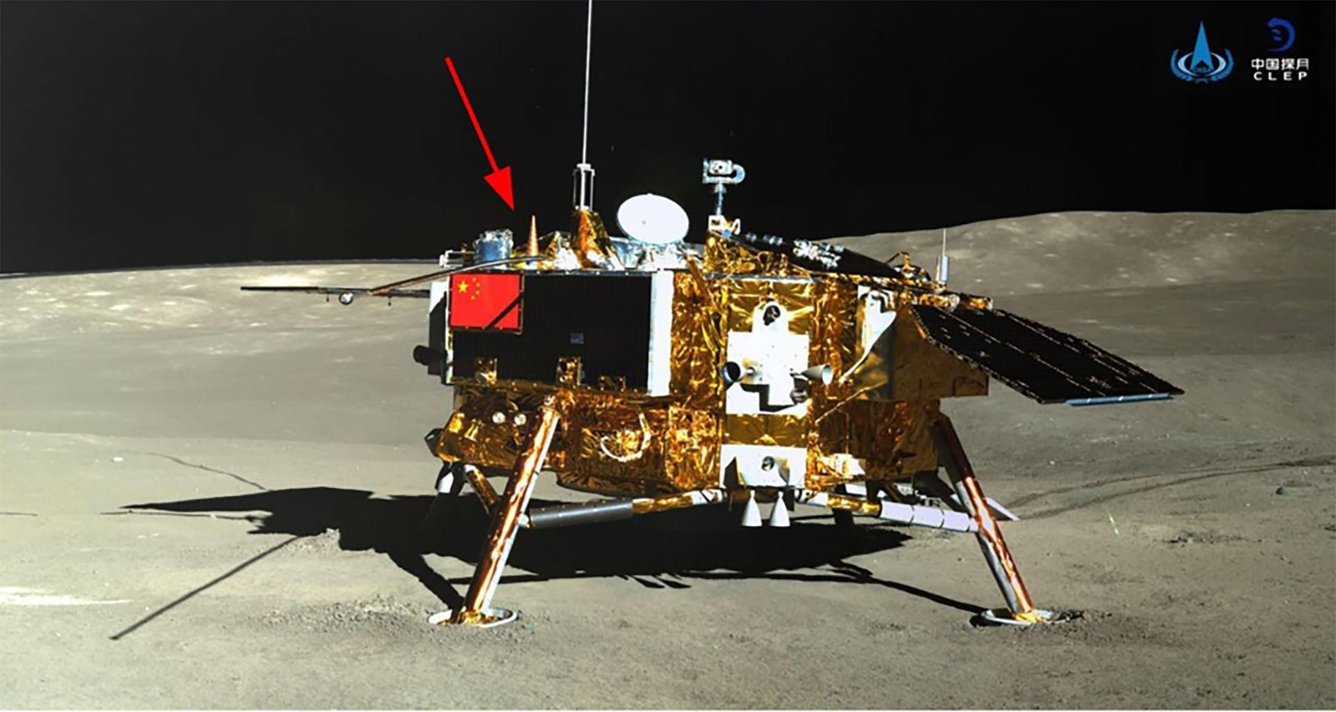 Mondlandesonde Chang'e-4 aufgenommen vom Rover Yutu-2