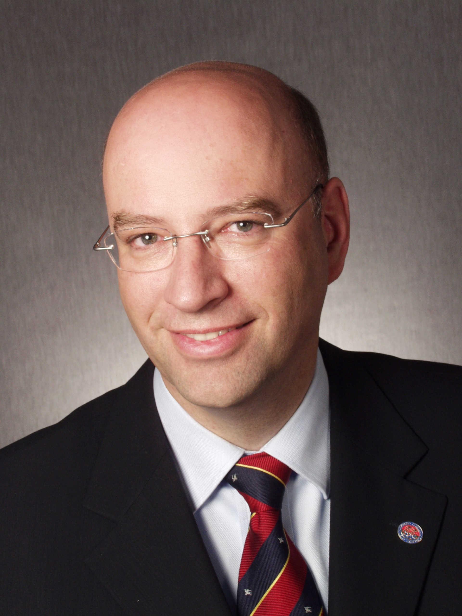 Prof. Stefan Levedag