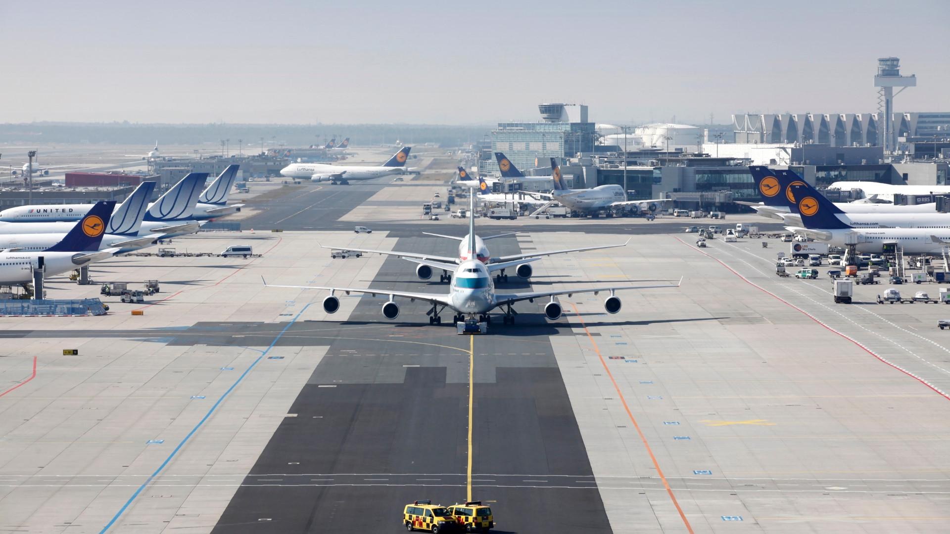 Flugzeuge am Flughafen Frankfurt am Main