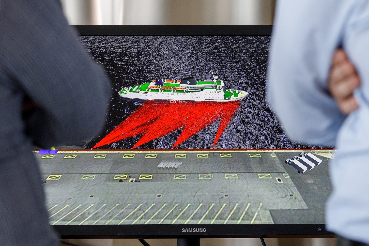 Sensoren erfassen die Umgebung und unterstützen Schiffsführerinnen und Schiffsführer beim Anlegen