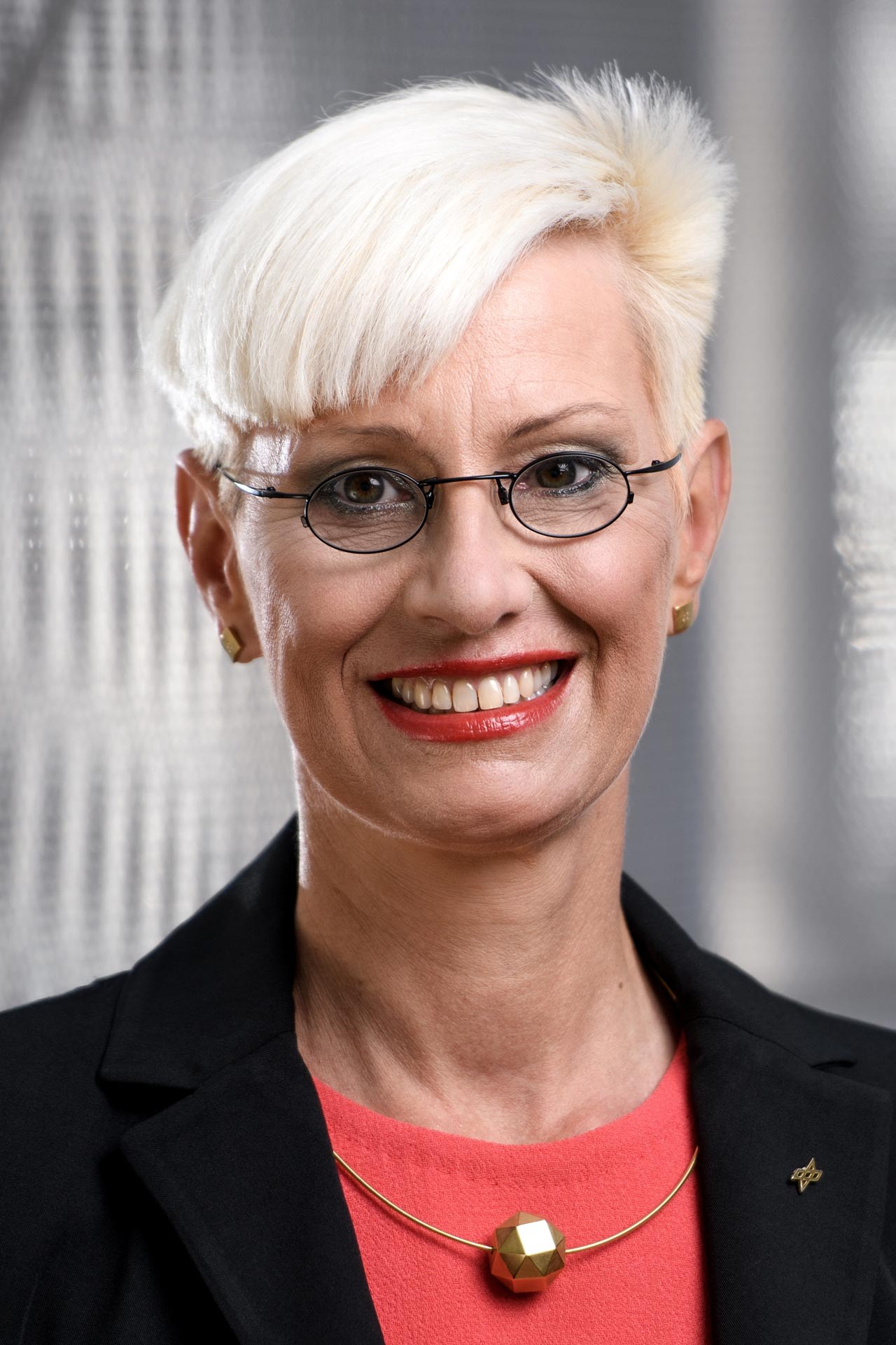 Prof. Dr.-Ing. Anke Kaysser-Pyzalla