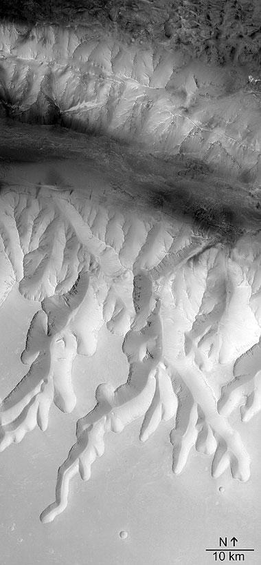 Louros Valles - Verästelte Erosionstäler am Rande des Mars-Canyons Valles Marineris (s-w