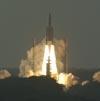 Erfolgreicher Start für Europas Schwerlastrakete Ariane 5 ECA