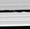 Cassini entdeckt neuen Saturnmond