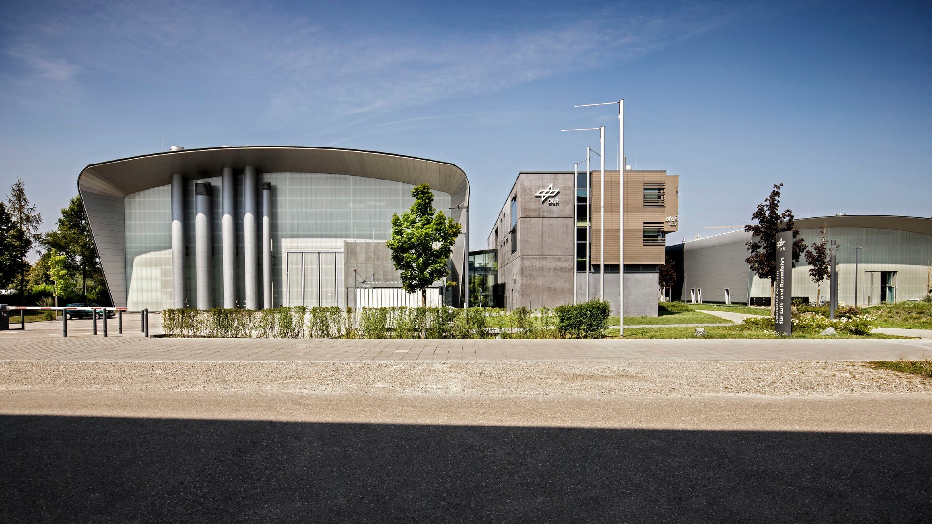 Gebäude des DLR Institut für Bauweisen und Strukturtechnologie in Stuttgart