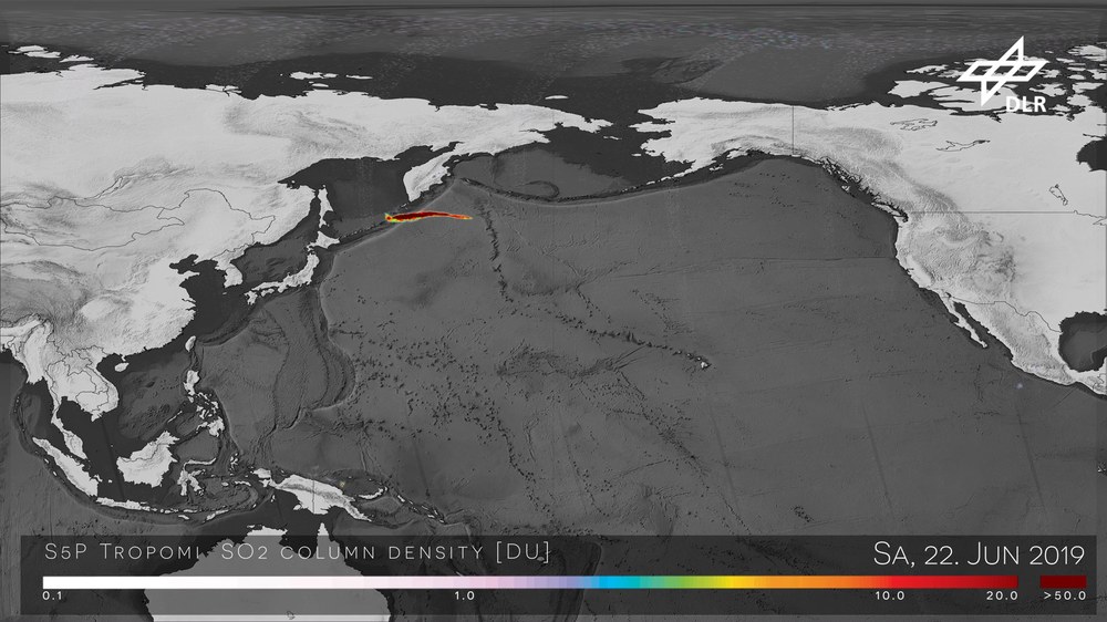 Sentinel-5 Precursor: Ein Vulkan und 1 000 000 Datenpakete