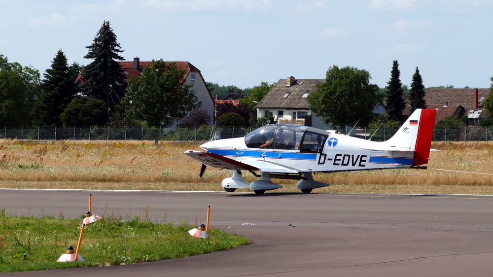 Robin DR 400-200R: D-EDVE