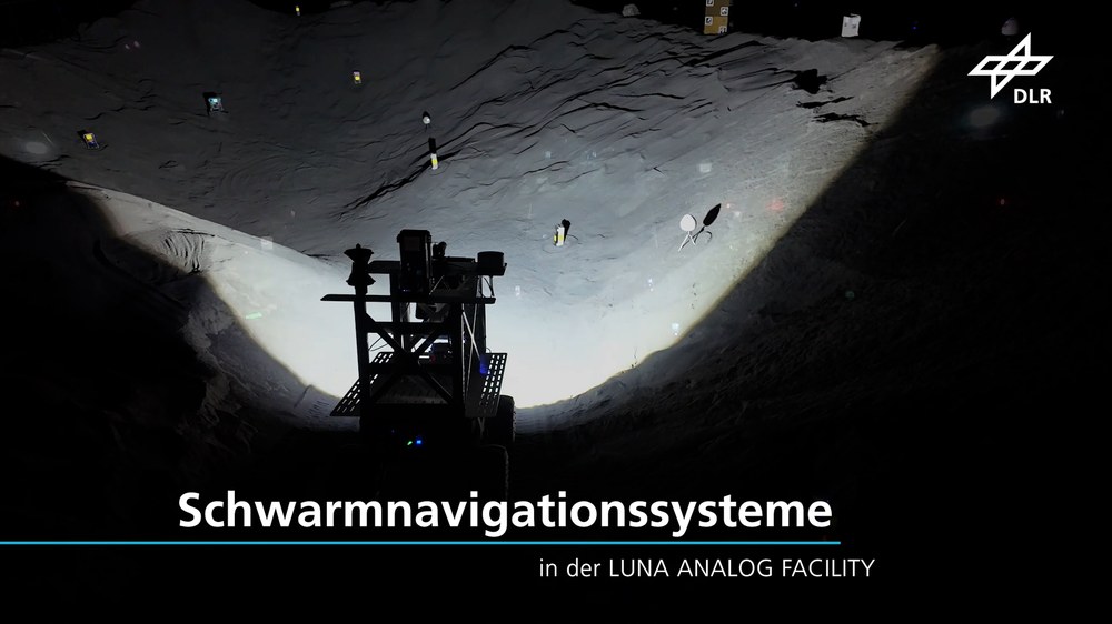 Video: Schwarmnavigation in der LUNA-Halle