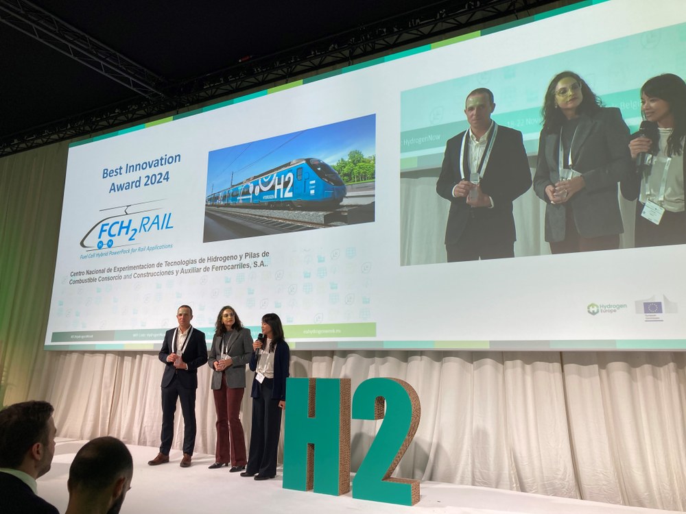 FCHRAIL Wins Best Innovation Award at European Hydrogen Week in Brussels