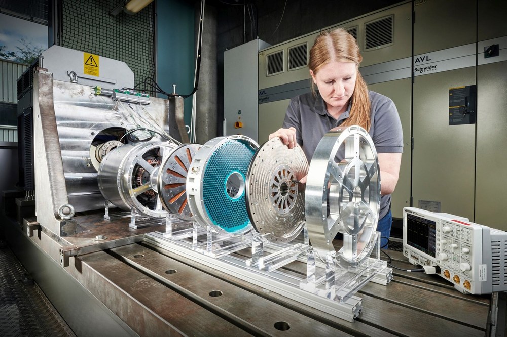 Electric motor test bench