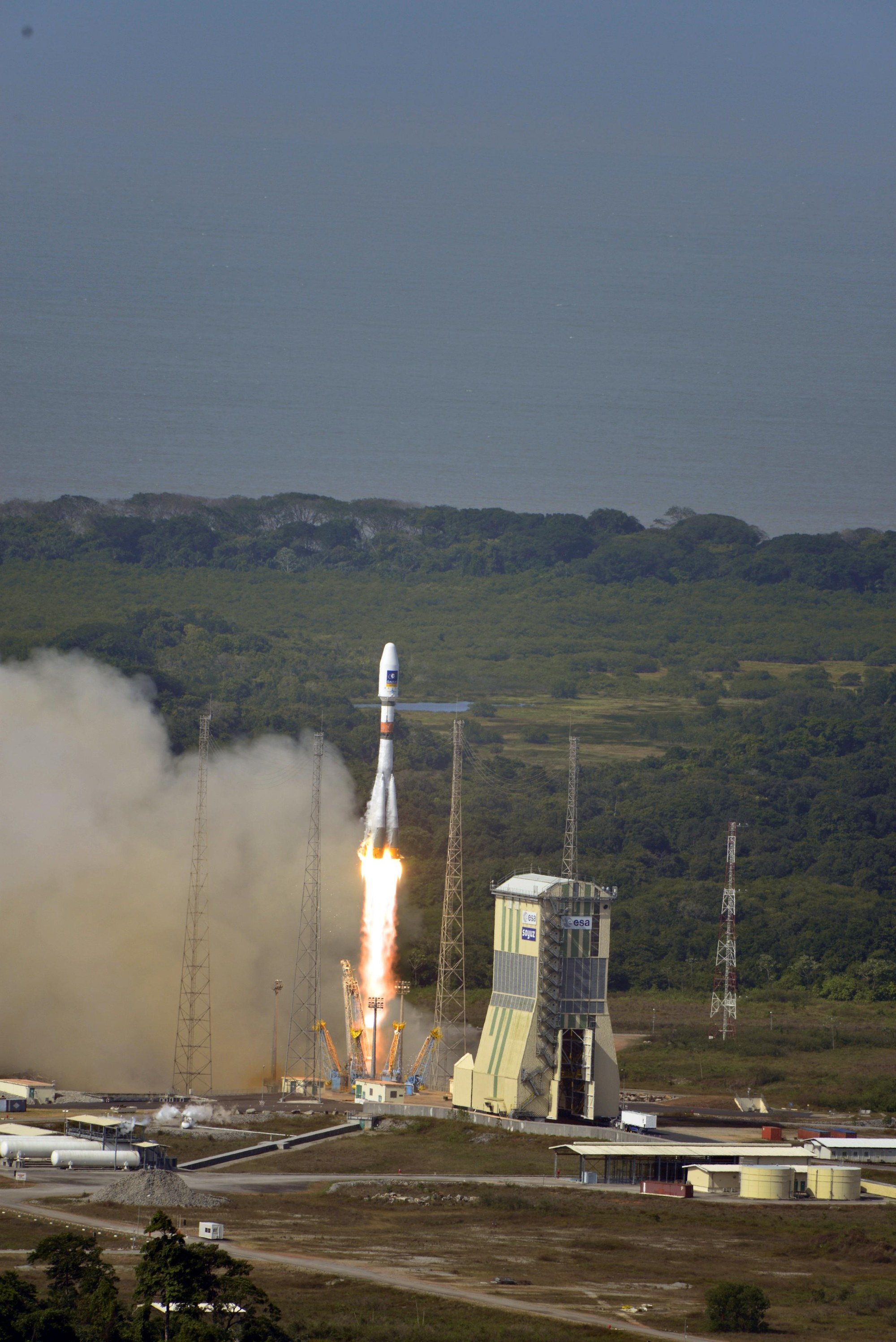 Successful launch of the Soyuz rocket from Europe's Spaceport in French Guiana