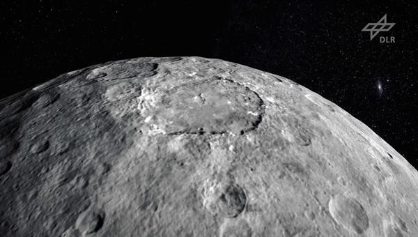 Video: Flight over dwarf planet Ceres
