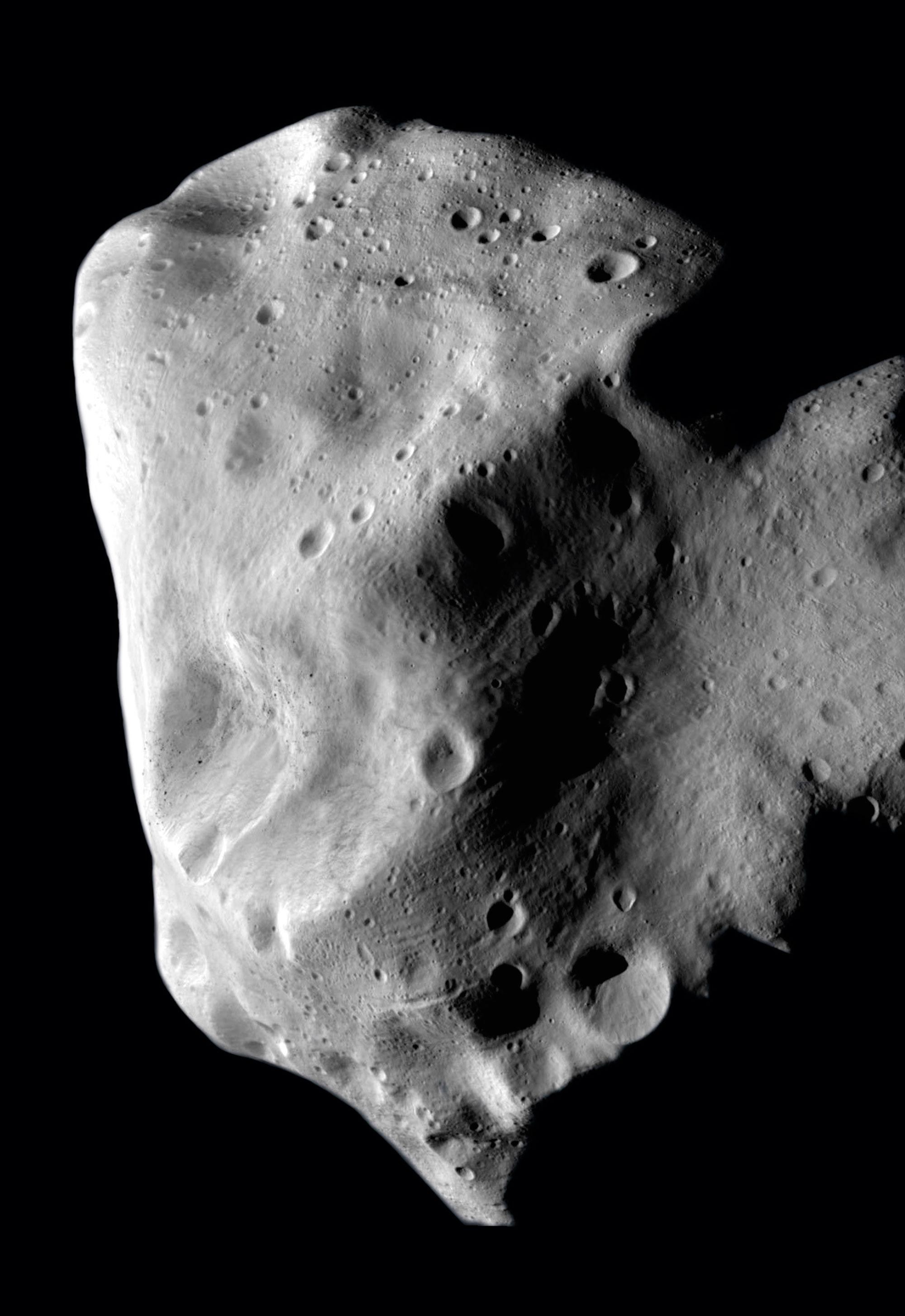 Rosetta passed the asteroid Lutetia at a distance of approximately 3000 kilometres