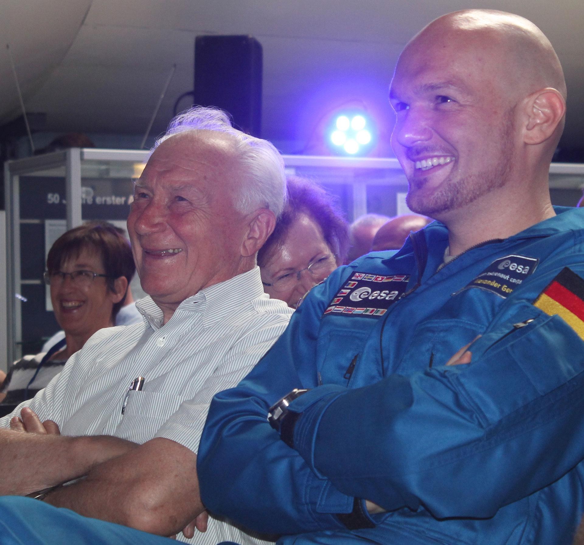 Sigmund Jähn and German ESA astronaut Alexander Gerst