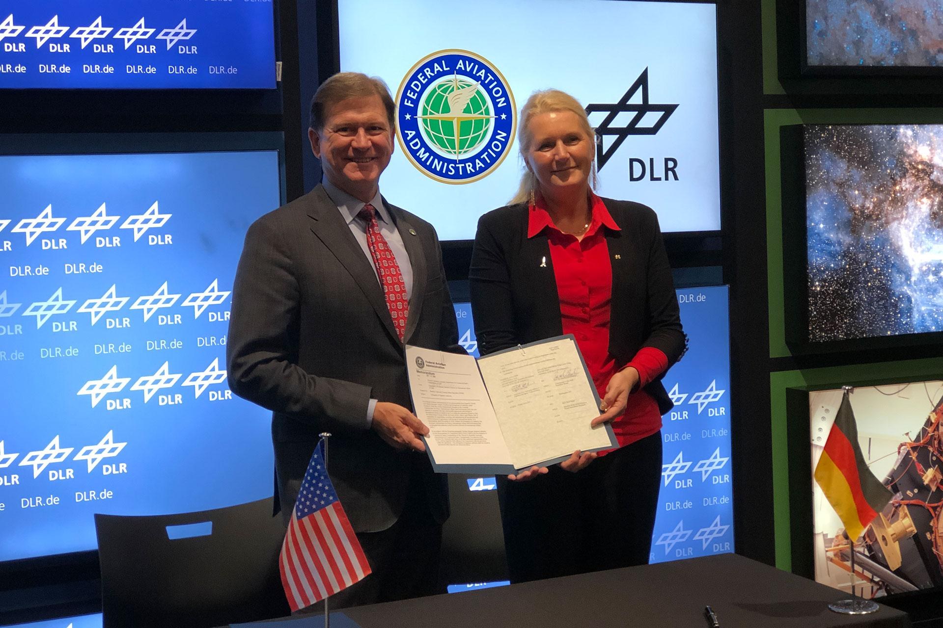 Signatory Procedure of DLR-FAA Memorandum of Cooperation at IAC 2019