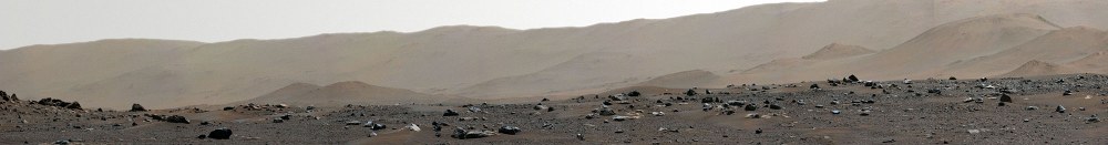 Rim of Jezero Crater in a panorama