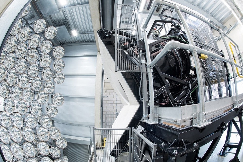 Researchers test a solar reactor using the world’s largest artificial Sun
