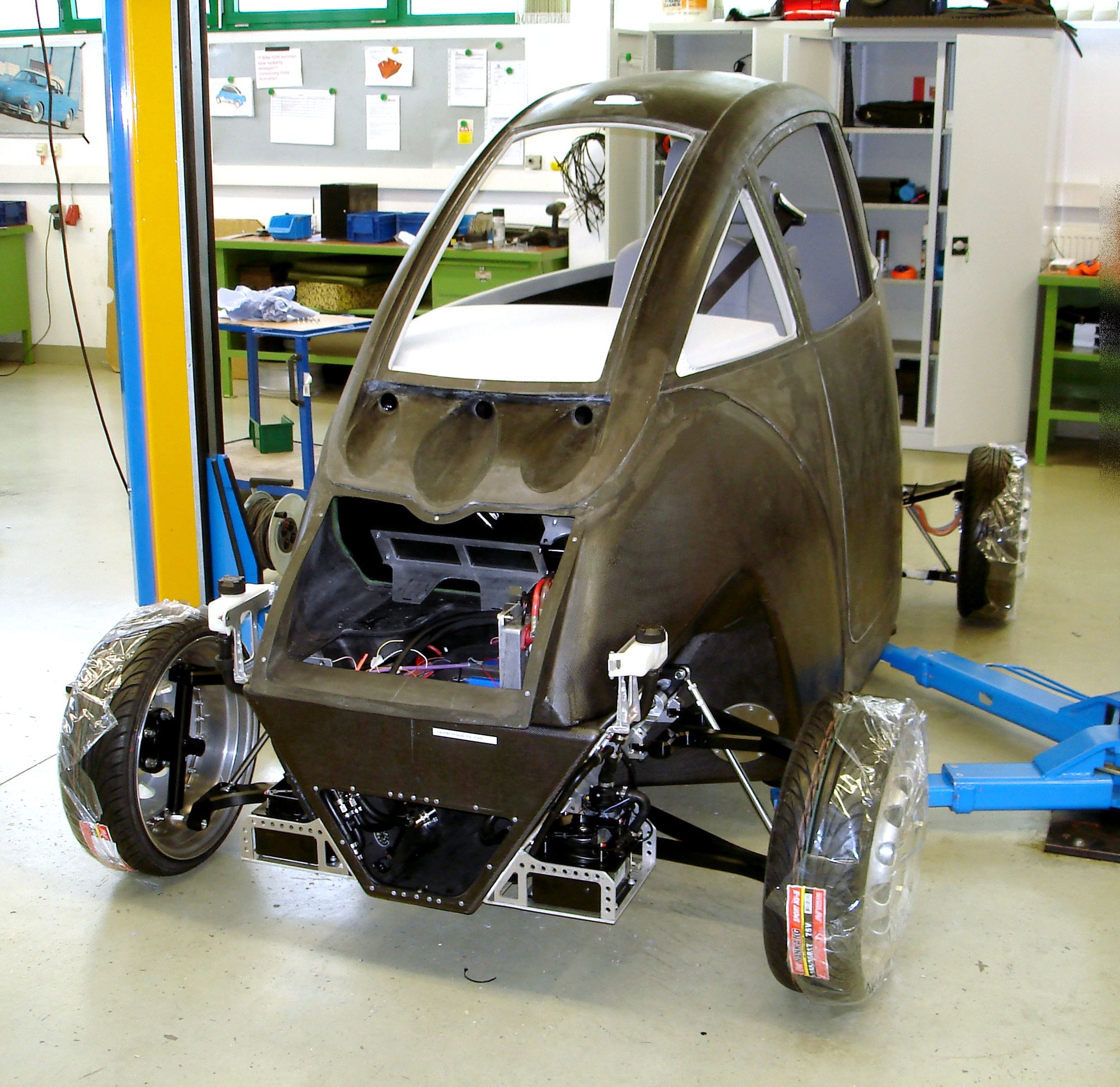 'Marriage' of chassis and bodywork