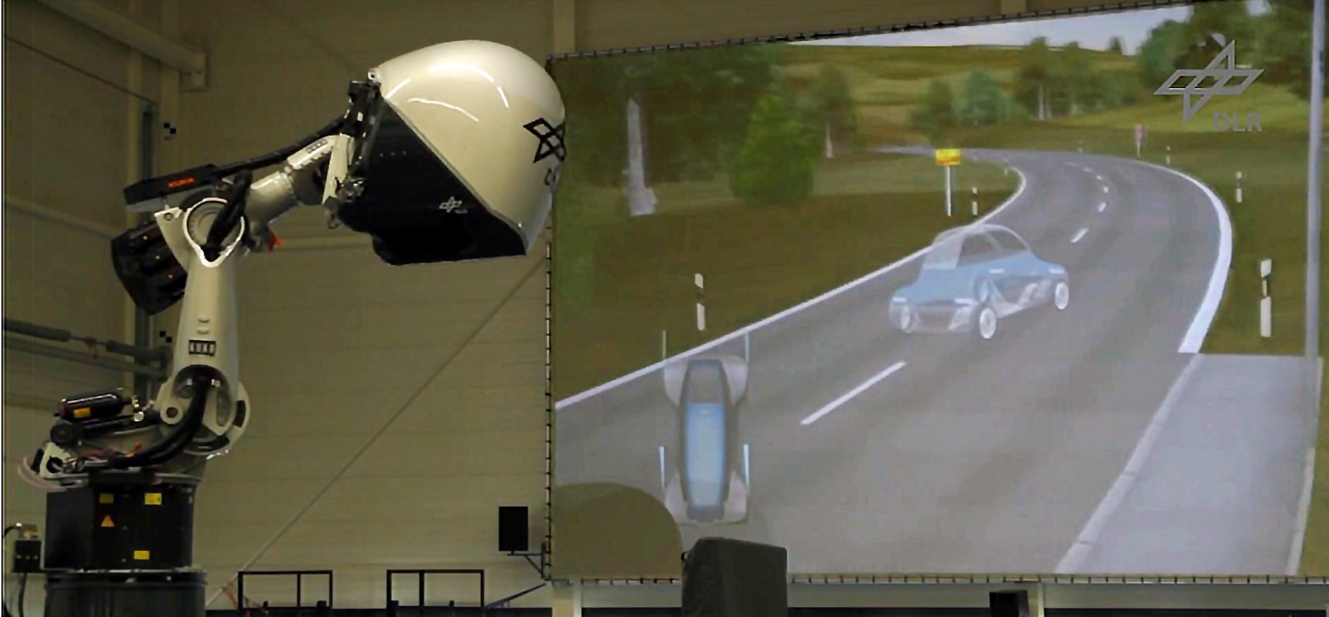 Driving simulation with the DLR Robotic Motion Simulator
