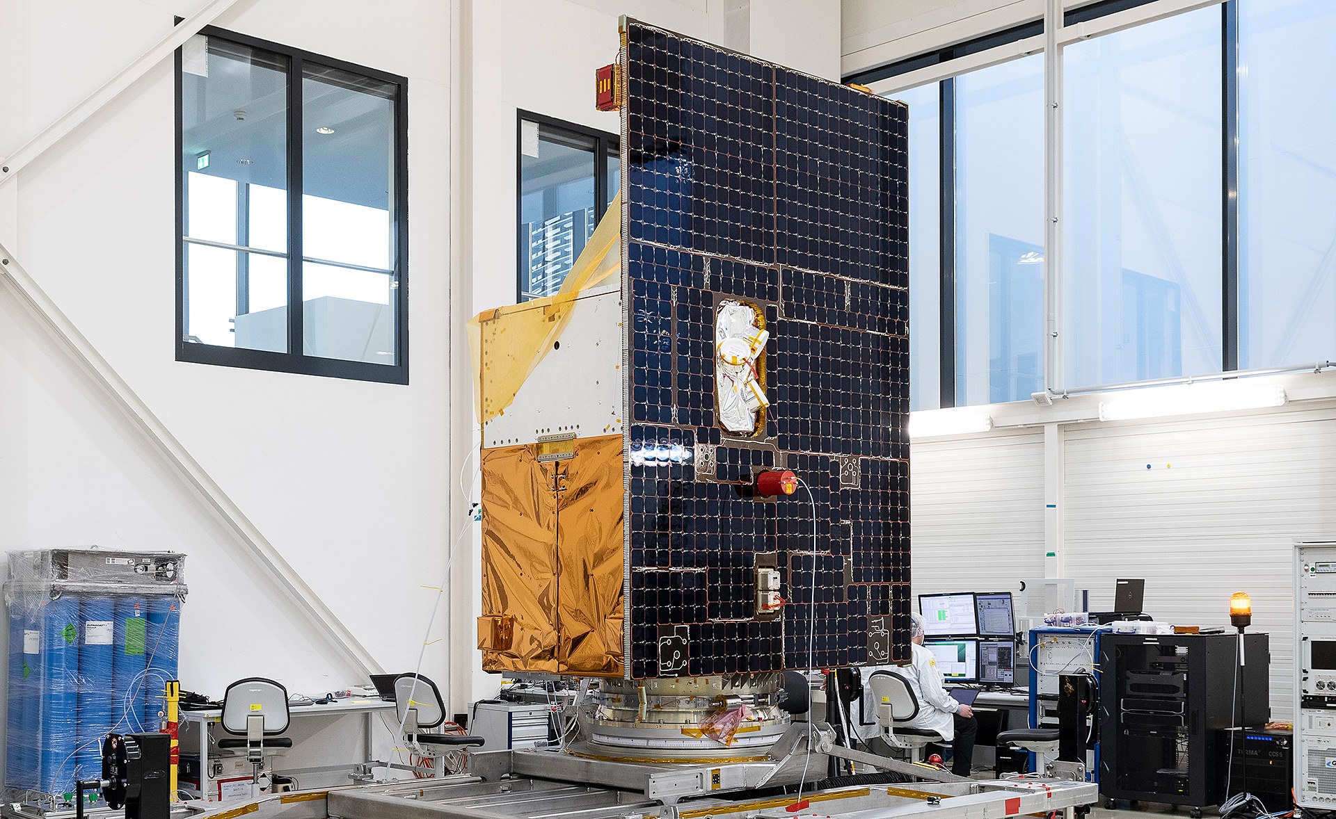 The German EnMAP environmental satellite
