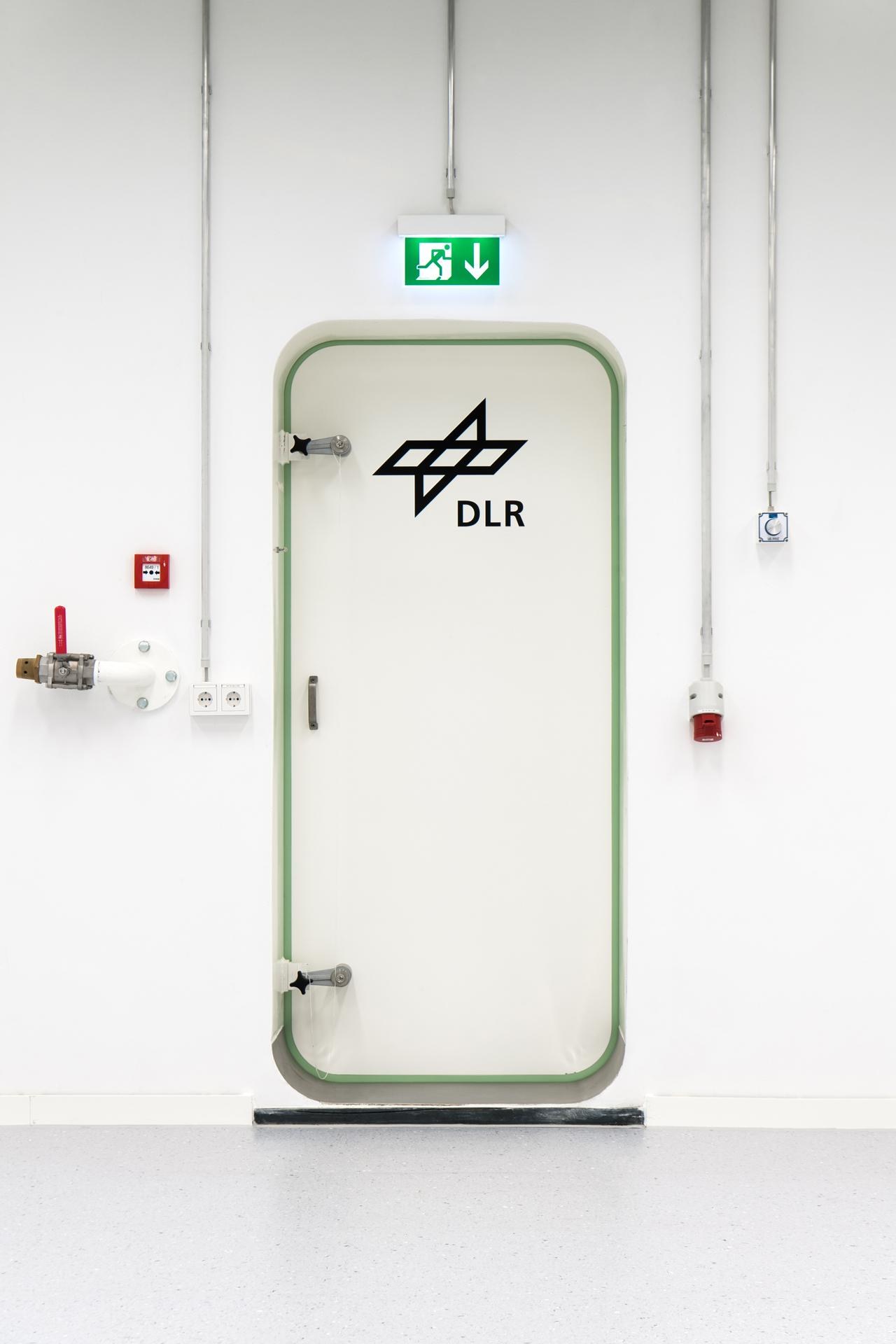 DLR pressure chamber