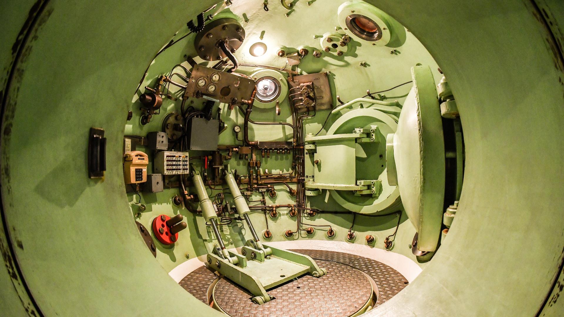Entrance of the DLR pressure chamber