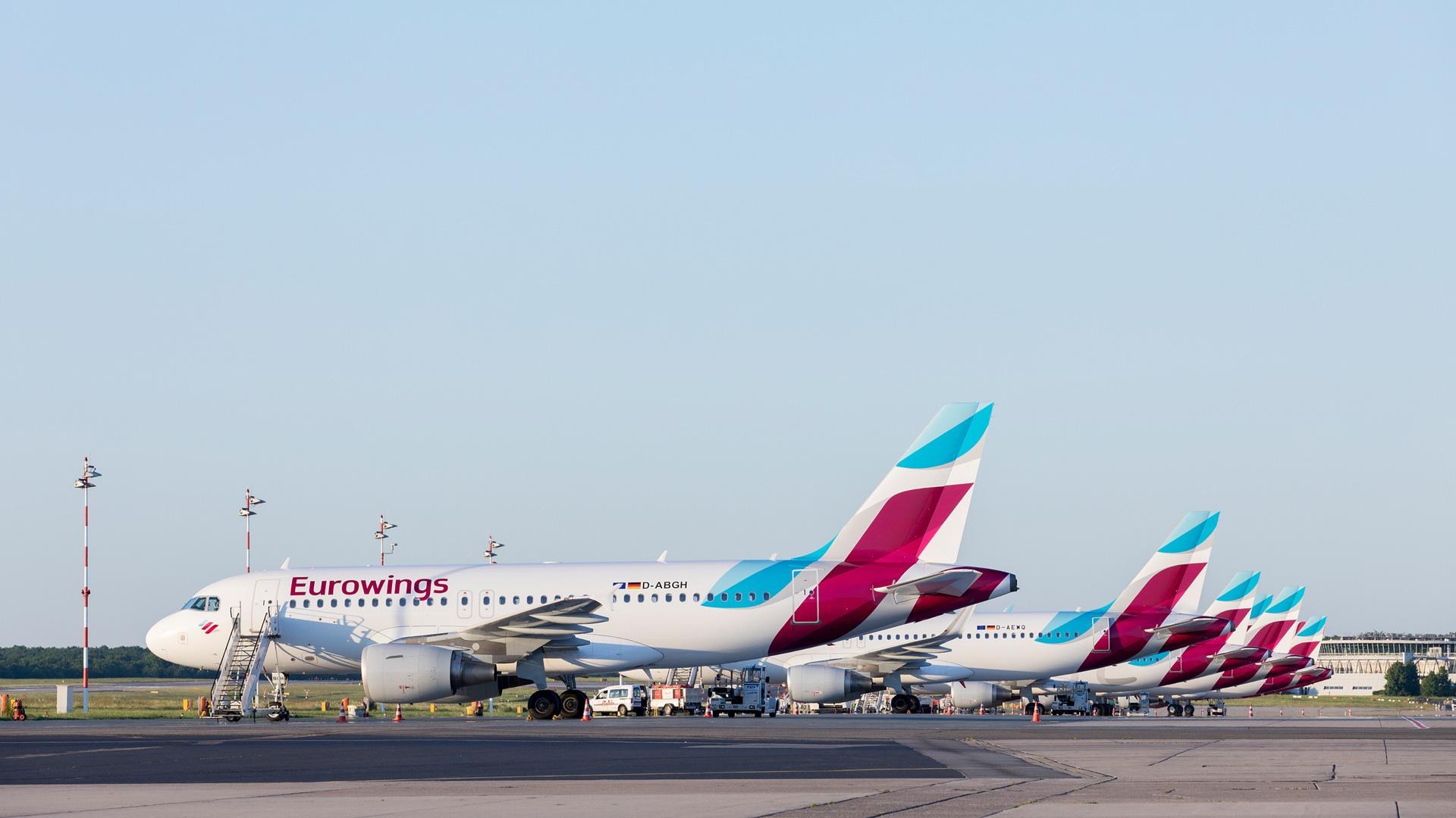 DLR Low Cost Monitor: Eurowings aircraft on the apron