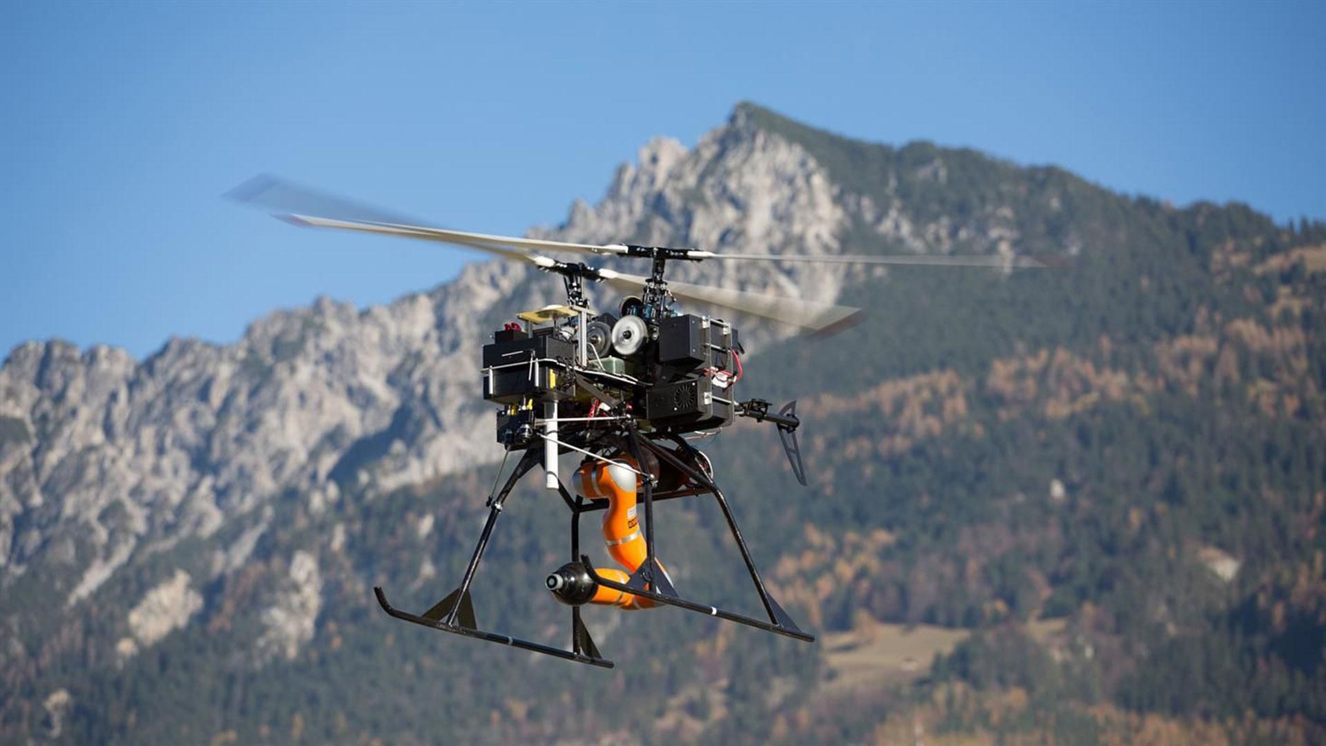 DLR Flight Robots: Robotic Technologies for Airborne Applications