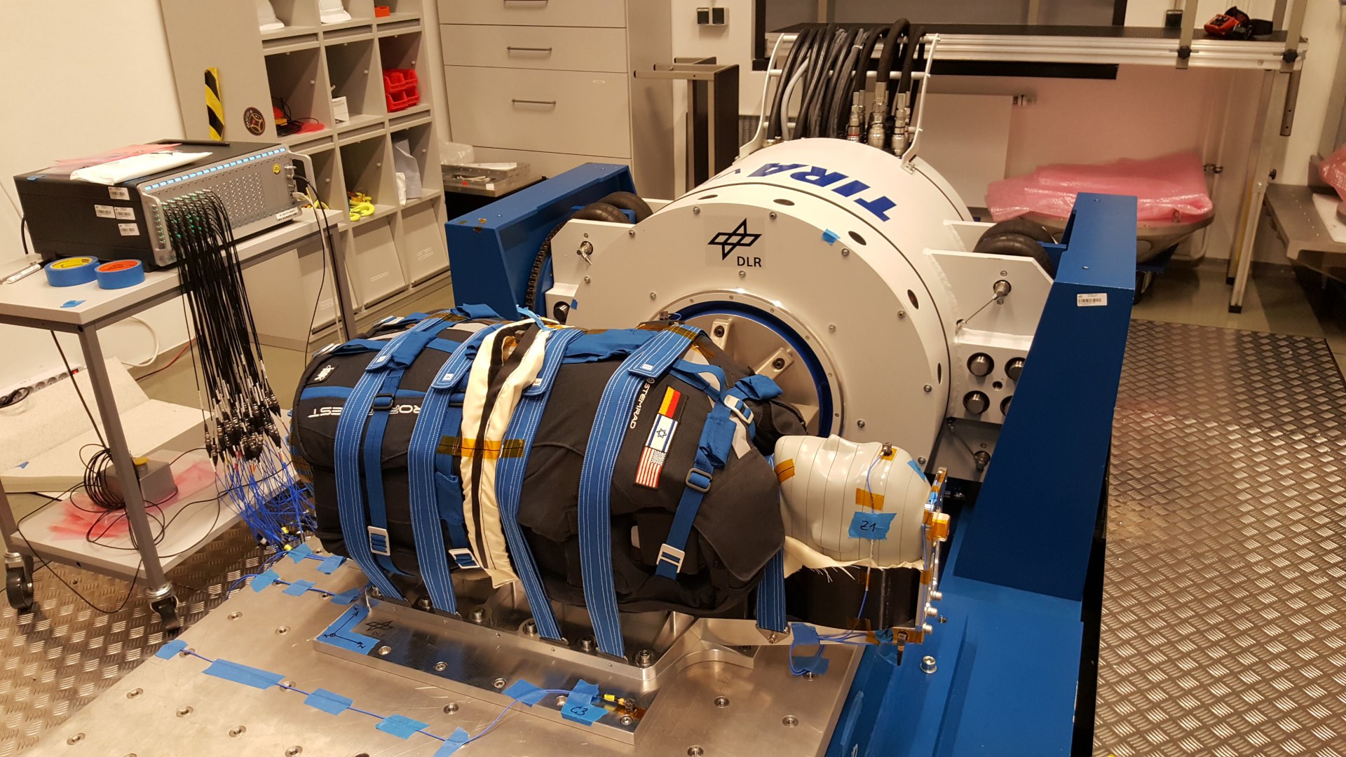 Zohar during the second vibration test