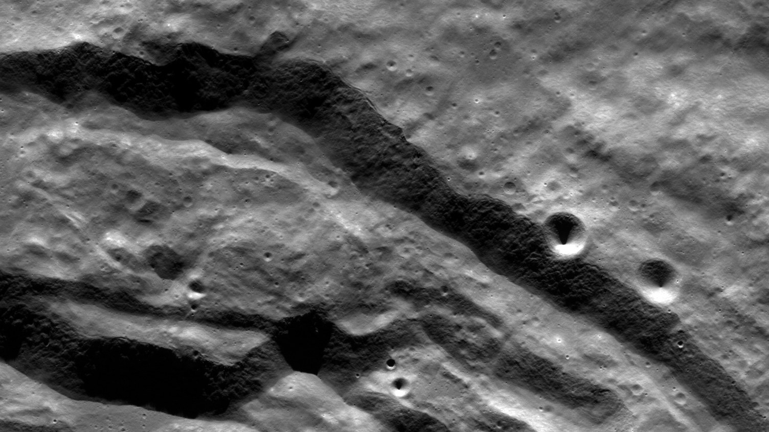 The lunar surface captured by the JANUS camera system during the JUICE space probe’s flybys on 19 and 20 August 2024