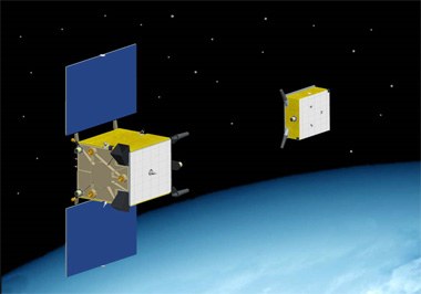 The PRISMA formation with the MAIN (left) and TARGET (right) satellites