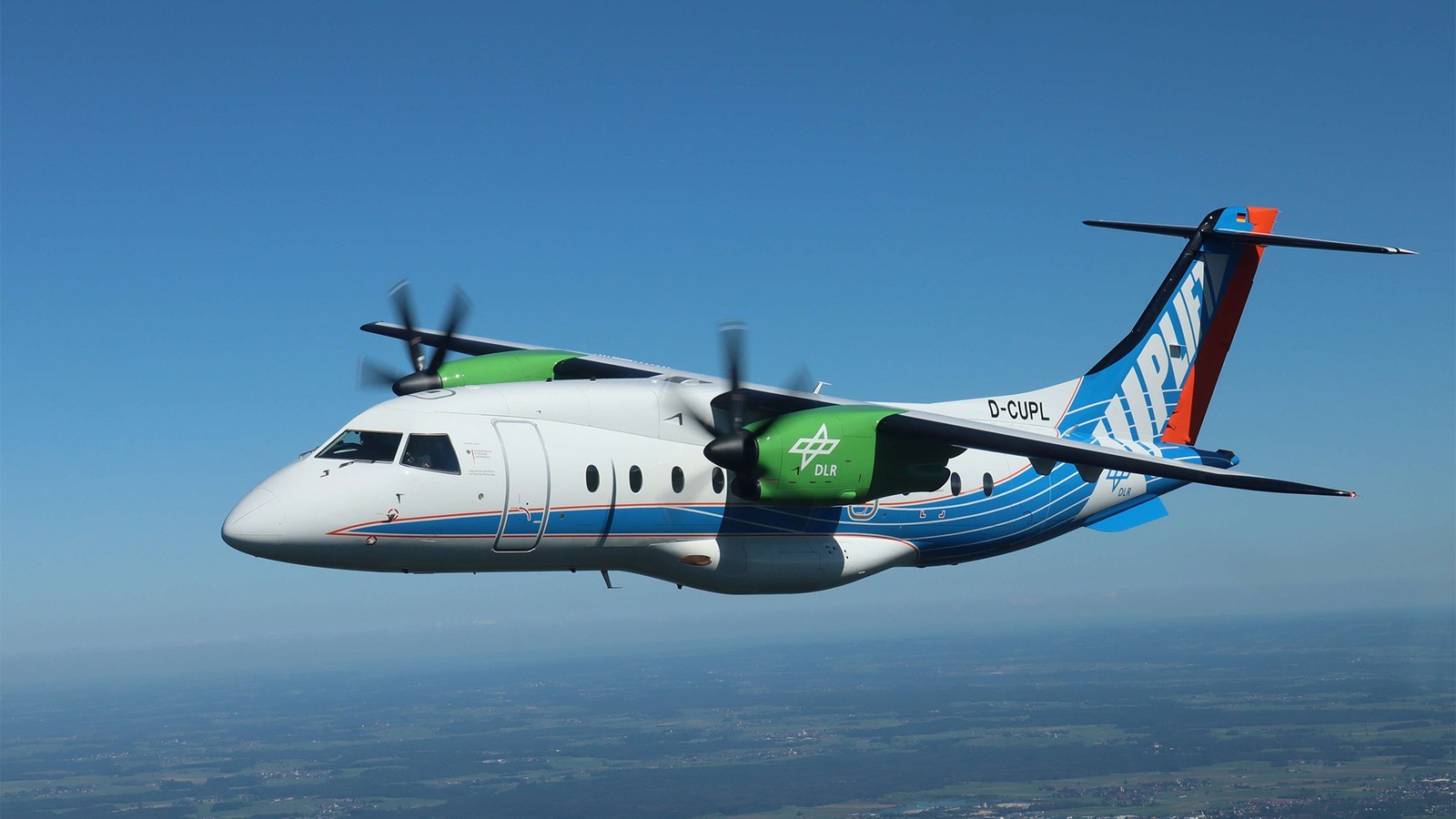 UpLift Dornier 328-100 Model 20 - Flying testbed for climate-neutral technologies