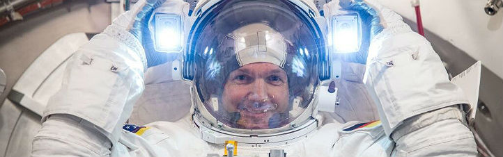 Geowissenschaftler, Astronaut, Fotograf und vieles mehr – Alexander Gerst ist eine vielseitige Person. Gerst, ESA, NASA.