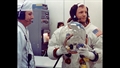 Der Starttag. Armstrong beim Anziehen des Raumanzuges. Bild: NASA (KSC%2d69PC%2d377)