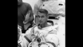 Gene Cernan war Backup%2dCommander der Mission. Bei Apollo 10 hatte er den Mond umkreist, bei Apollo 17 sollte er der letzte Mensch auf der Mondoberfläche sein. Bei Apollo 14 durchlief die Reservemannschaft dasselbe Training wie die Prime%2dCrew. Bild. NASA