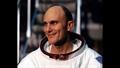 Ken Mattingly. Während des Fluges blieb er im Apollo%2dRaumschiff in der Umlaufbahn um den Mond, während Young und Duke auf der Oberfläche landeten. Bild: NASA